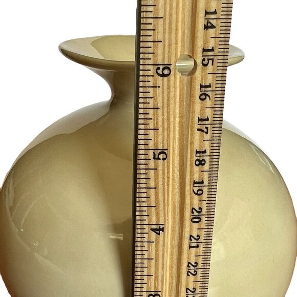 Vtg Studio Vase Ceramic Round 6 x 5 1/2 Cream Hand Made MCM - Picture 6 of 6